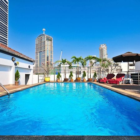 Admiral Suites Bangkok Buitenkant foto