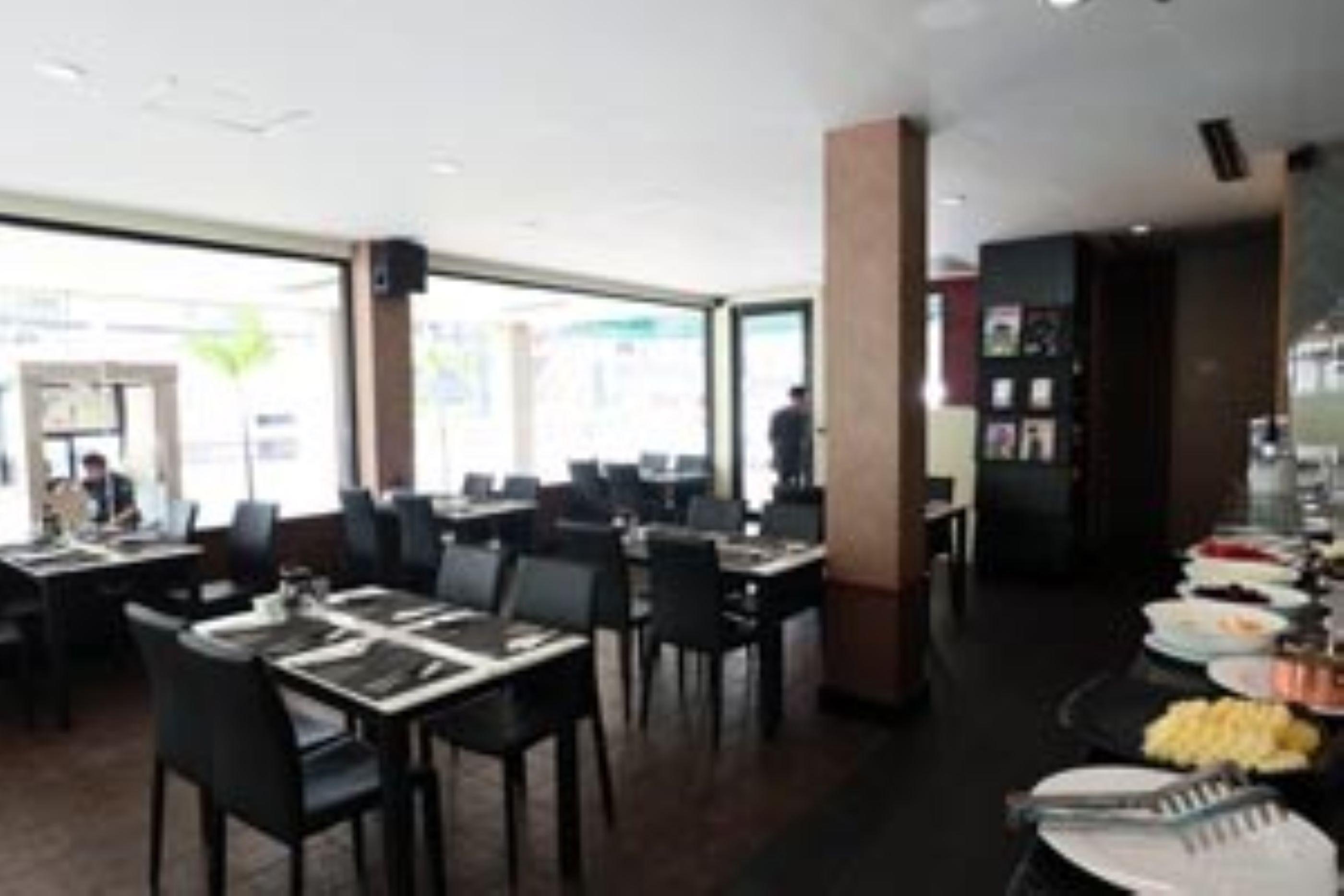 Admiral Suites Bangkok Buitenkant foto