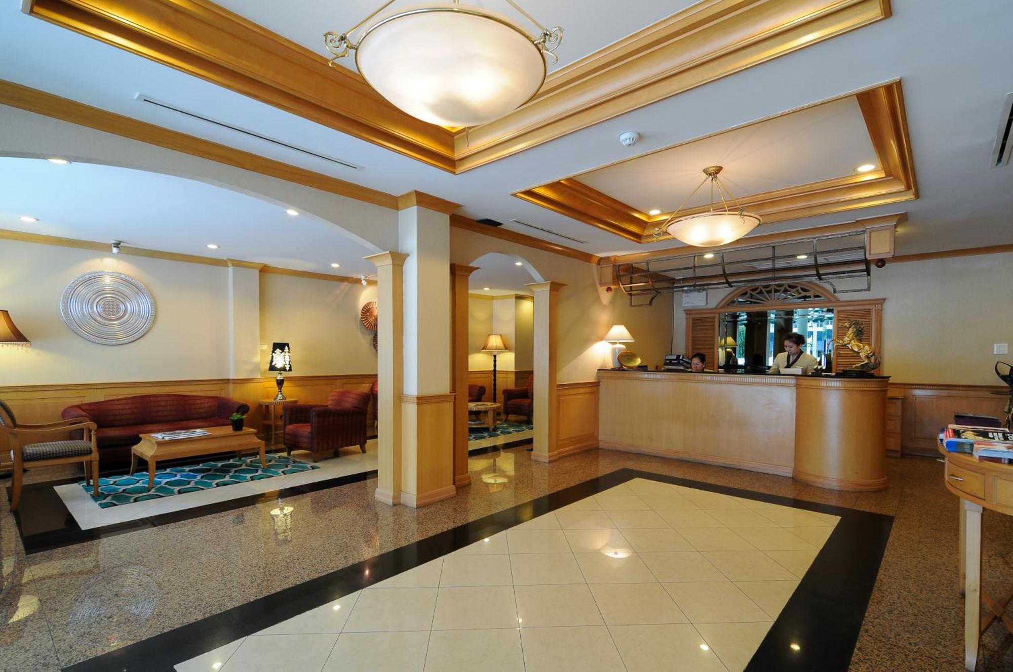 Admiral Suites Bangkok Interieur foto