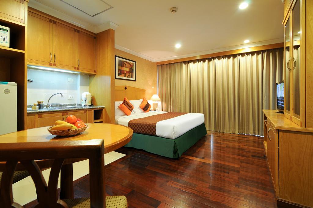 Admiral Suites Bangkok Kamer foto